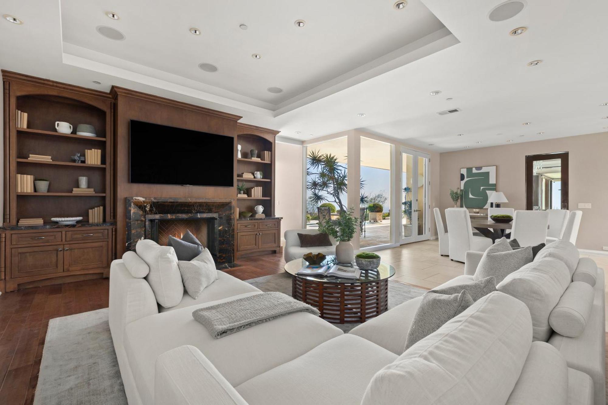 Trousdale Grand Villa Los Angeles Exterior photo