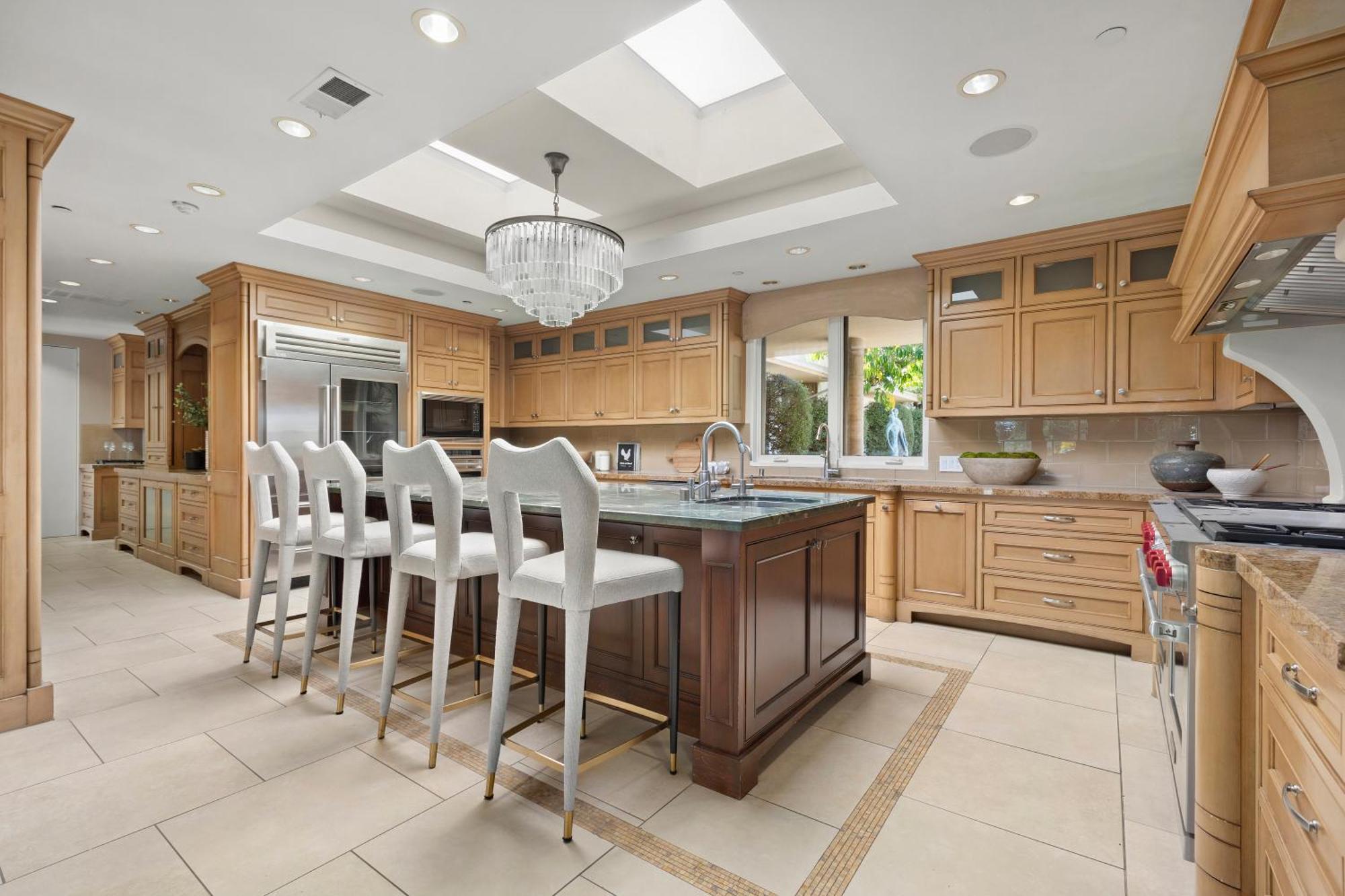 Trousdale Grand Villa Los Angeles Exterior photo