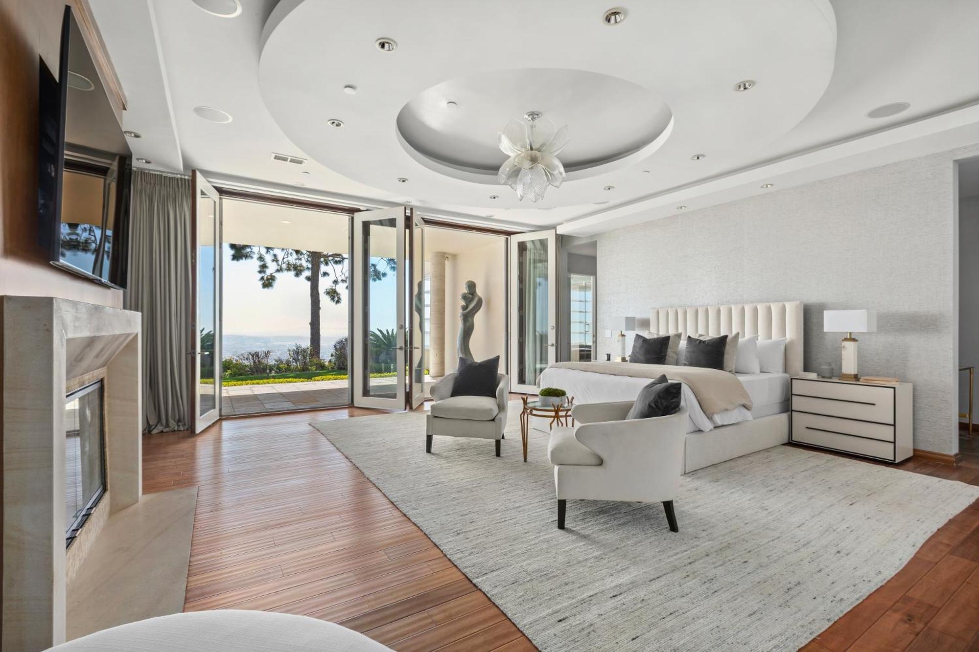 Trousdale Grand Villa Los Angeles Exterior photo